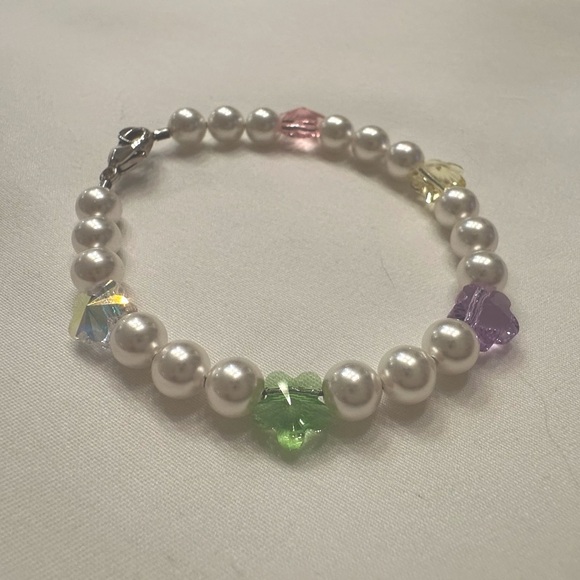 Hand Crafted Children’s Swarovski Pearl And Flower Crystal Bracelet - Picture 1 of 4
